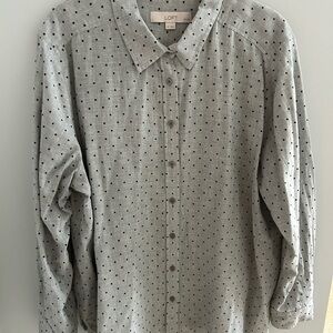 LOFT Gray Casual Button Down Shirt